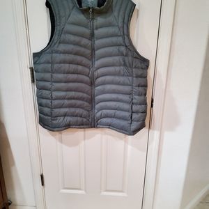 Liz claiborne Down Vest
